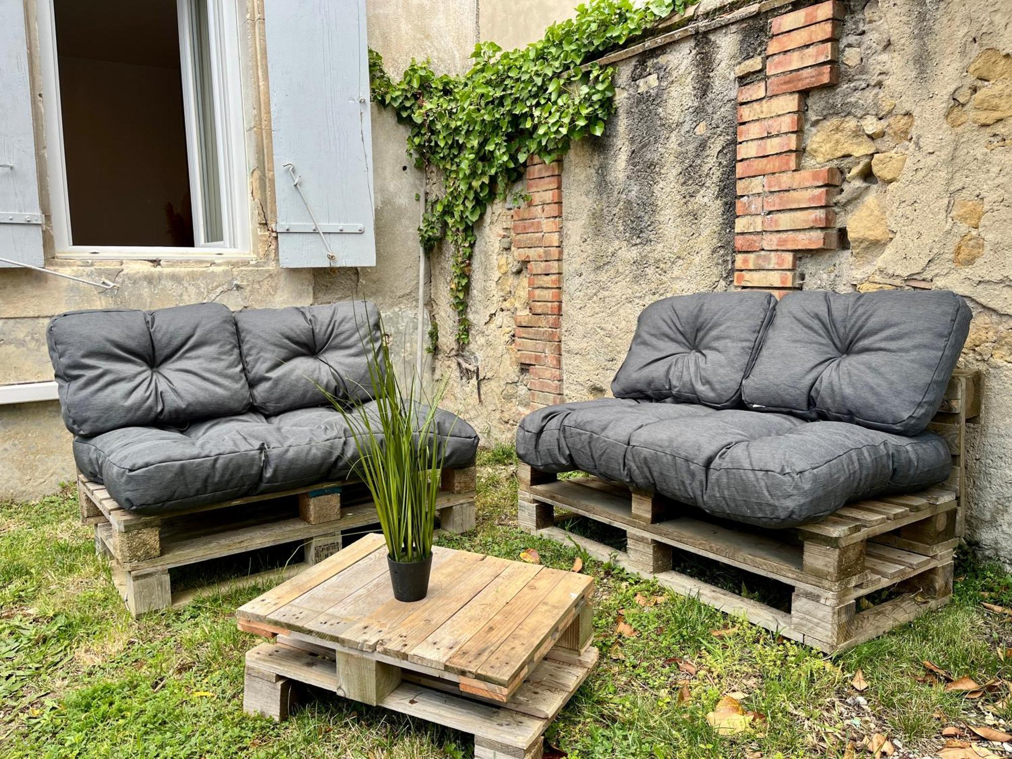 Le Riquet - Parking Et Jardin Prive, Clim, Rdc Castelnaudary Kültér fotó